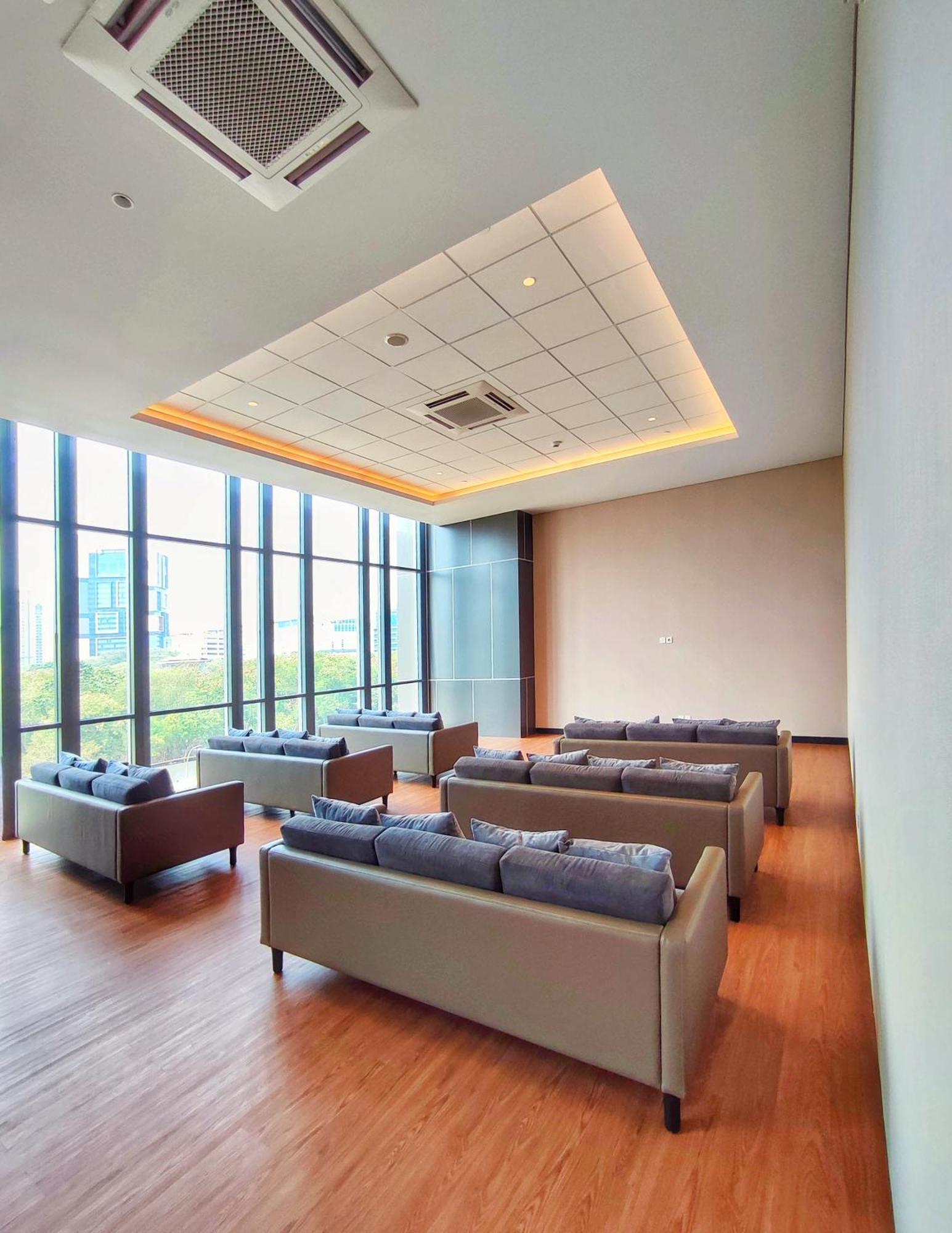 Brand New 2Br Apt Menara Jakarta, Jkt Inter Expo Apartment Bagian luar foto